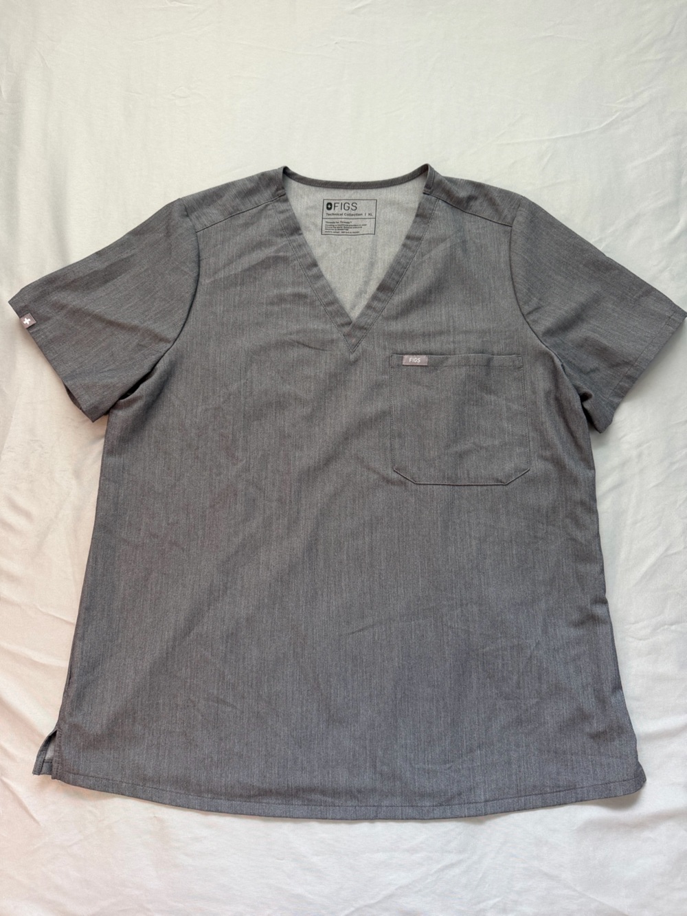 Figs Women’s Graphite Catarina V‑Neck Scrub Top
